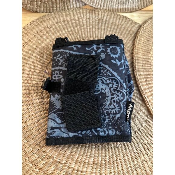 AARP Trifold Wallet Organizer with Black & Gray Pattern - Picture 6 of 9